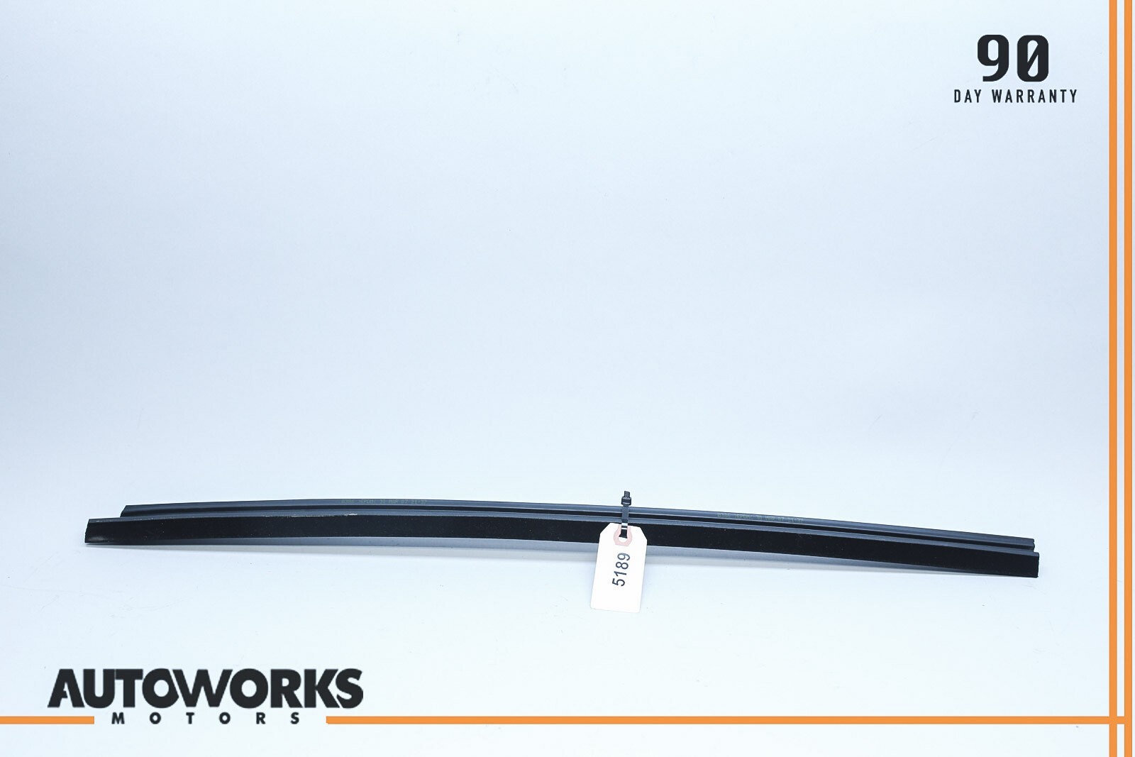 04-08 Maserati Quattroporte M139 Rear Right Side Door Window Molding Seal OEM
