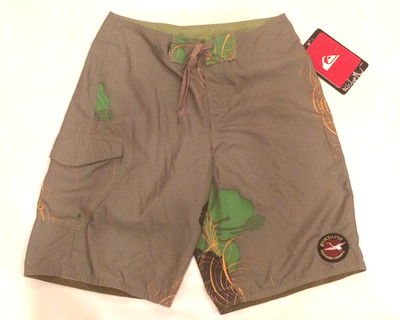 BNWT Quiksilver Men's Shorts Surfing Trunks Sz 30 new Khaki
