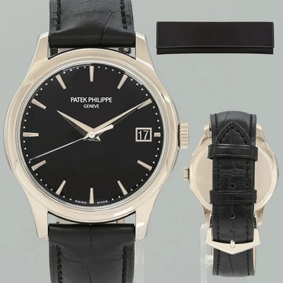 MINT Patek Philippe 5227G 39mm White Gold Black Dial Leather Watch Box