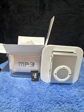 NIB mp3 player/USB Flash Disc silver