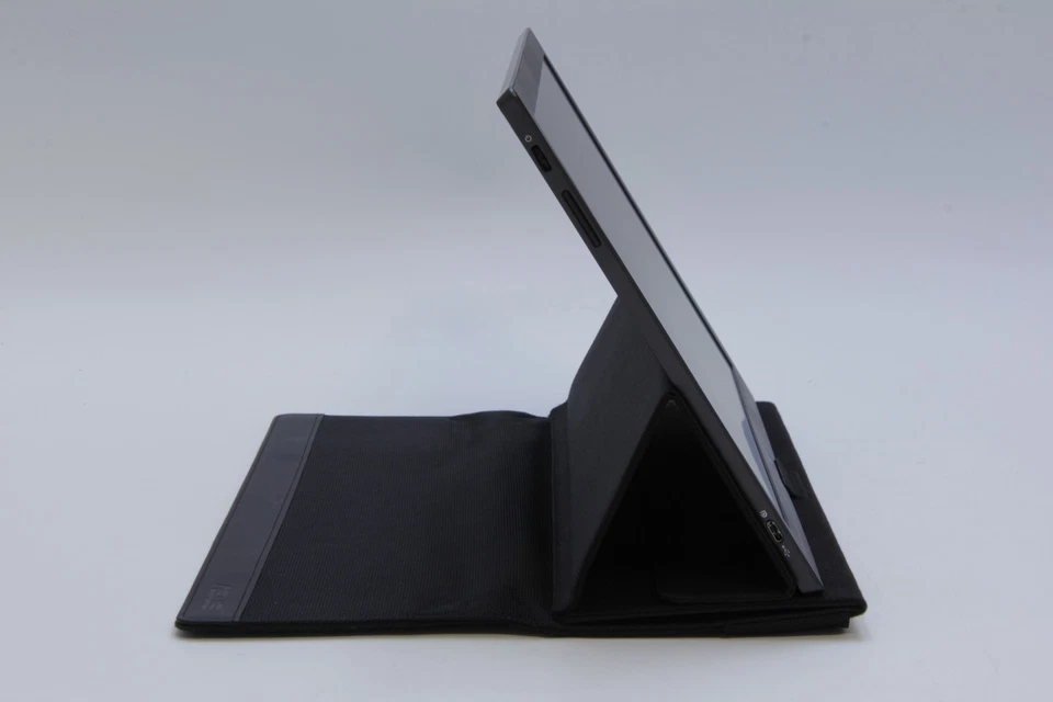 ASUS MB169C+ 15.6" Portable Monitor FHD 1920 x 1080 IPS 60Hz USB-C Smart Case - Image 2 of 4