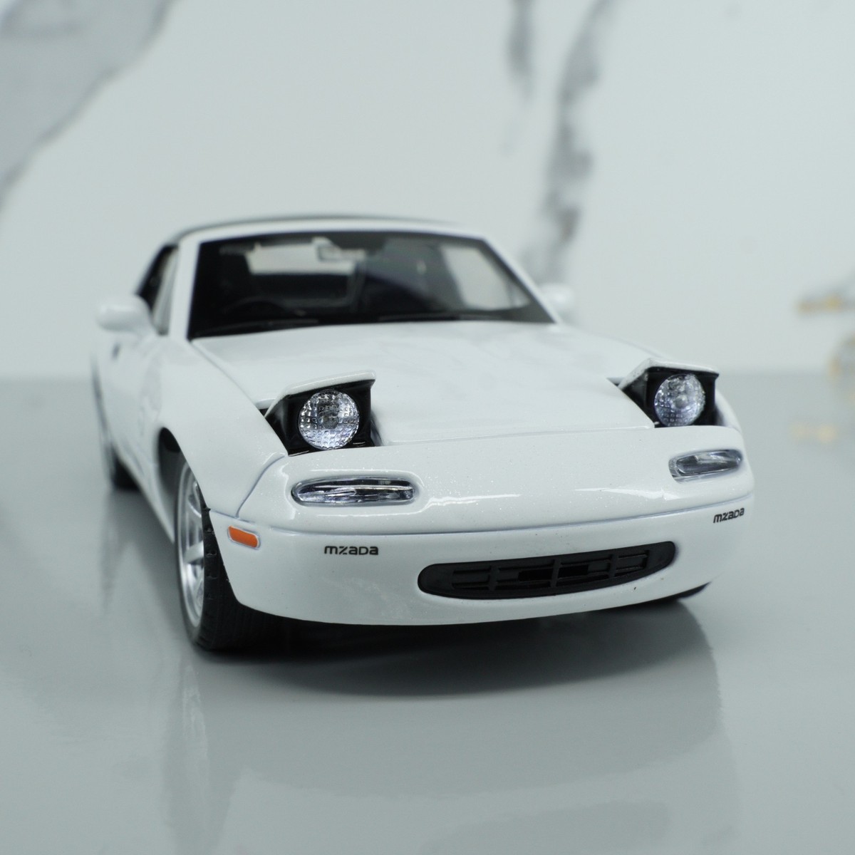 Mazda MX 5 Miata - 1:32 Scale Diecast Model Car JDM White New Gift