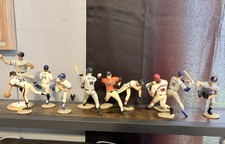MLB Baseball Player Action Figure Lot (10) Mini Figures on Bases, Multicolor