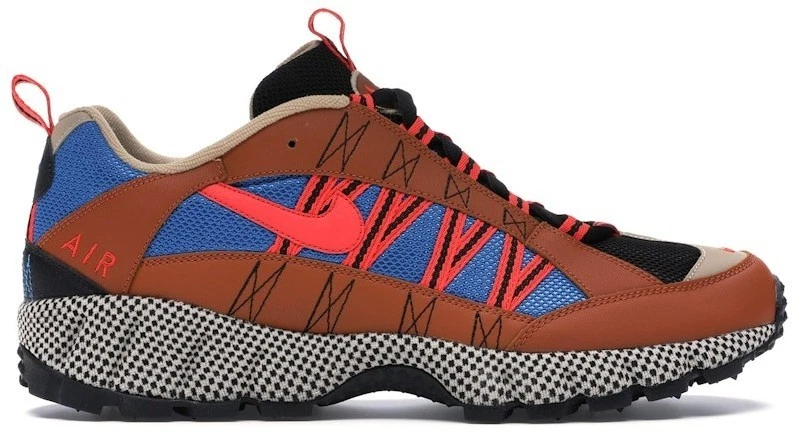 Preços baixos em Nike Supreme x Air Humara 17 Black | eBay
