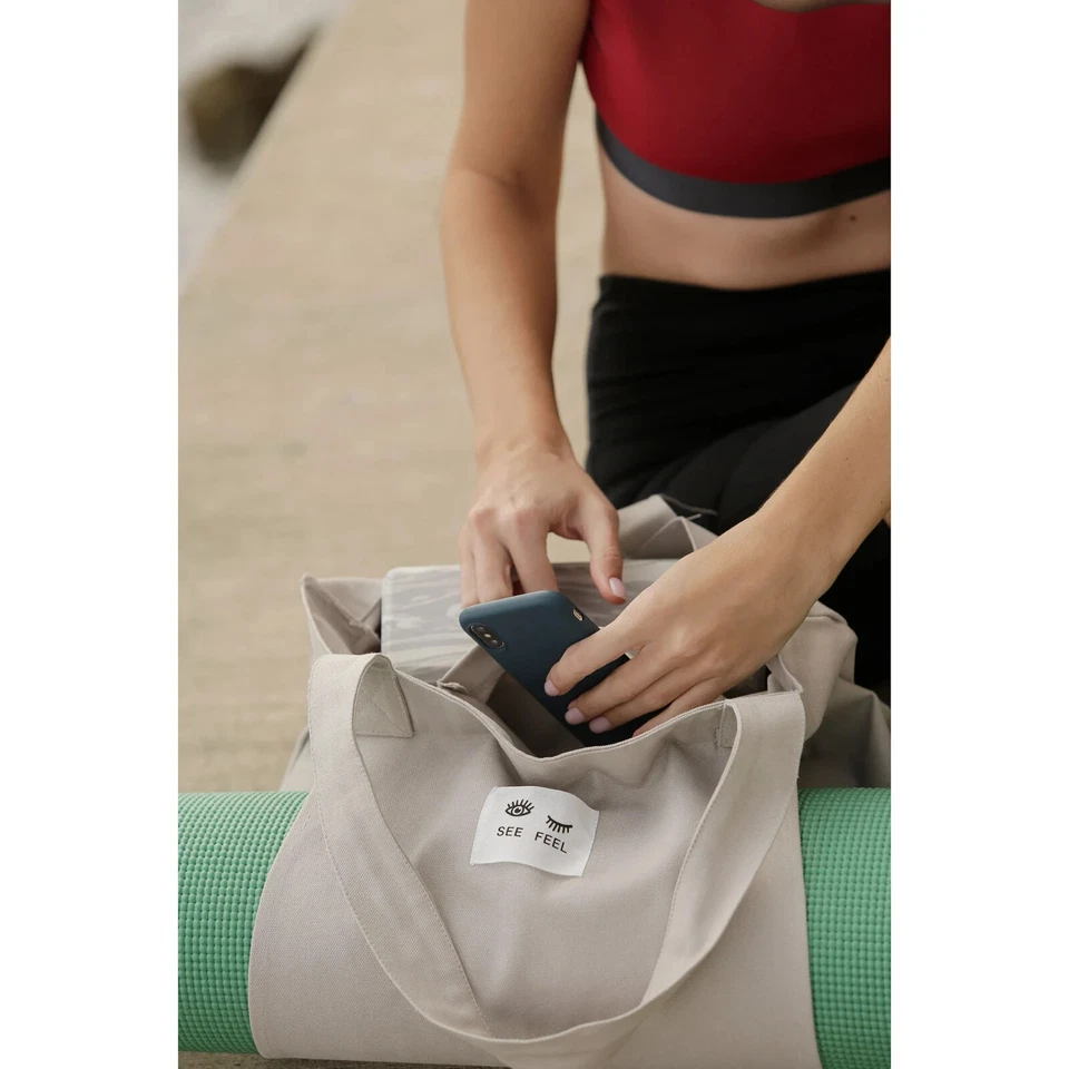 Bolso de Mano de Lona con Manga Porta Esterilla de Yoga y Bolsillo Interior, Gris Foto 3 de 4