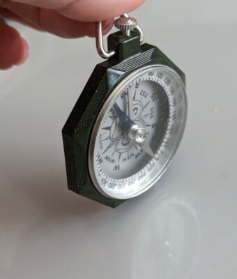 Vintage Taylor Girl Scouts Bakelite Compass Green Camping