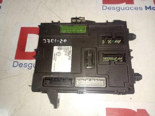 284B14CB5D Caja Reles/Fusibles para NISSAN QASHQAI (J11E) * 2016 5860779 - Imagen 1 de 10
