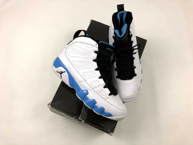 retro 9 powder blue
