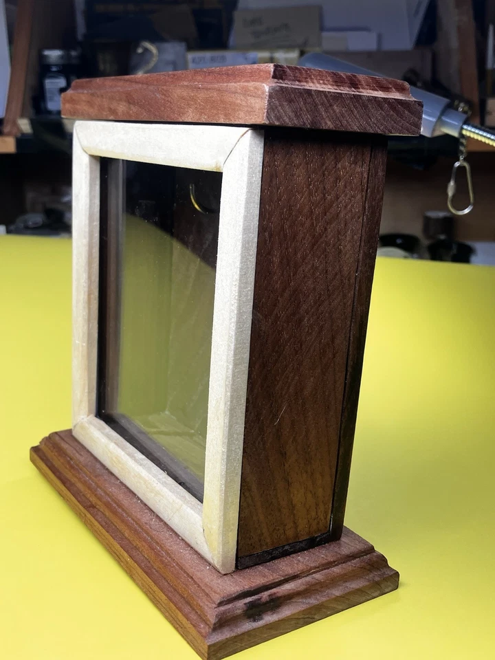 Elgin 16s Pocket Watch 17 Jewels In Wooden Display Case. Running. - Image 3 of 4