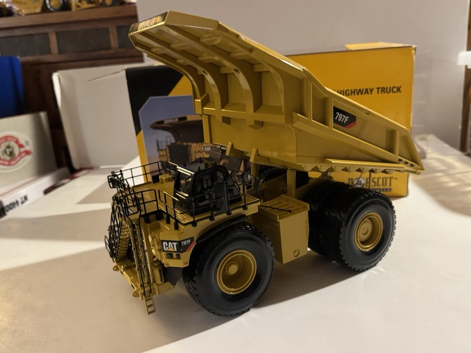 Norscot 1/50 Scale Diecast Caterpillar 767F Off Highway Dump Truck w/ Box - Image 4 of 4
