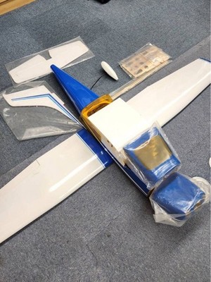 RC Cessna el airplane