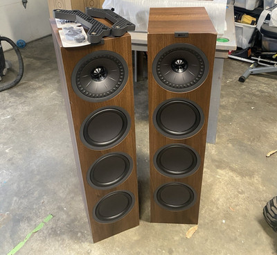 Qty2 KEF Q-950 8'' 2.5-Way Floorstanding Speakers - Walnut (PAIR) *Read Desc*