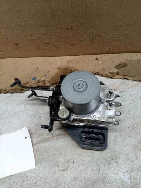 Conjunto de piezas de freno antibloqueo tracción trasera para Infiniti Q50 192817 18-19 Foto 2 de 4