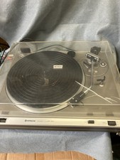 Hitachi HT 324 Vintage Turntable