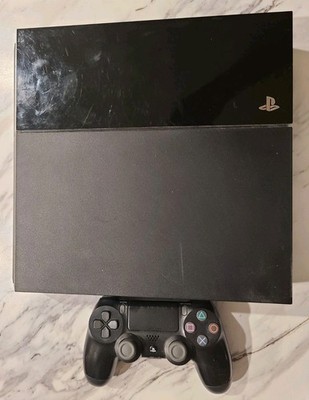 Sony PS4 w/Controller For Parts or Repair One Owner-(Blue Light/No Boot)