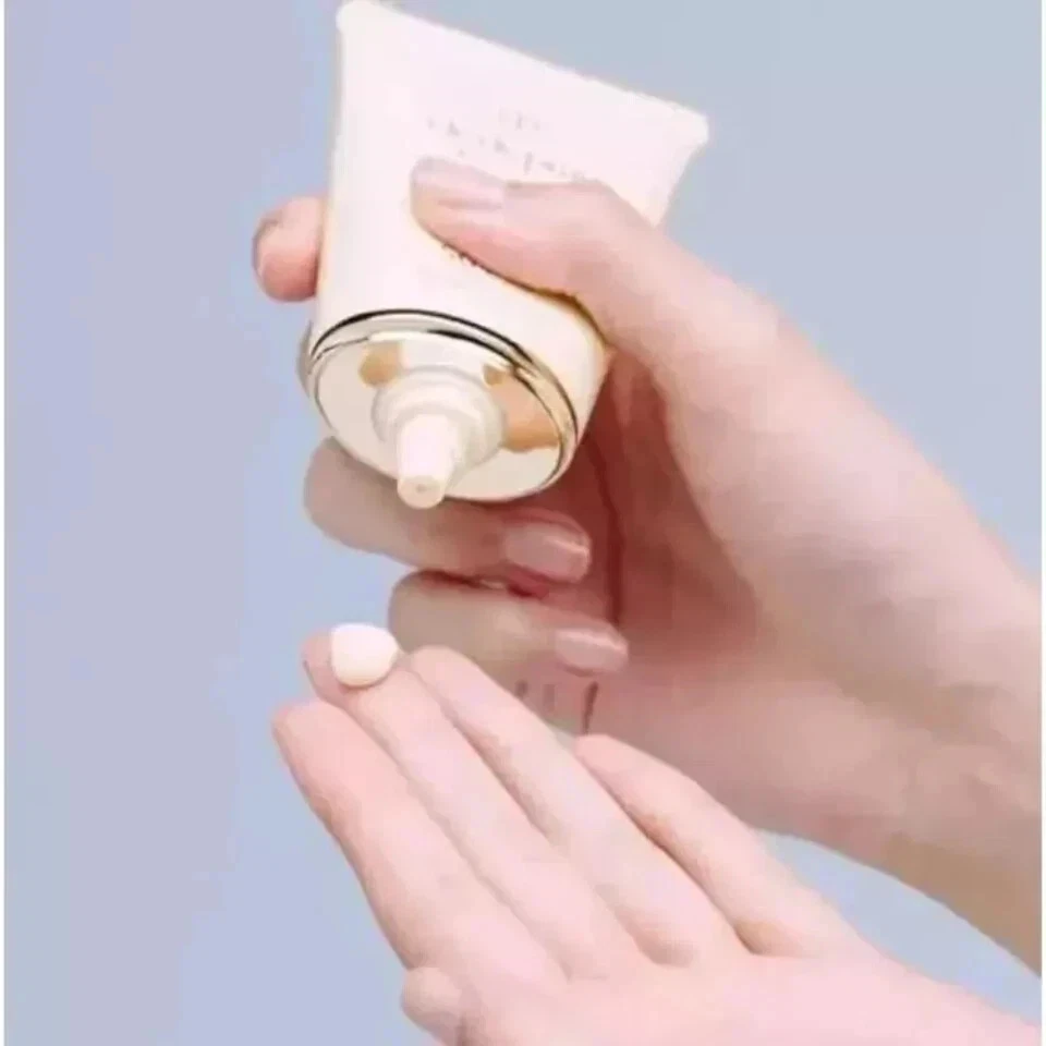 Cle de peau BEAUTE UV Crema Protectora y Protector Solar FPS50+・PA++++ 50g PACK DE 2 Foto 4 de 4