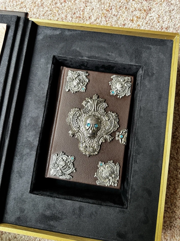 The Tales of Beedle the Bard коллекционное издание Джоан Роулинг, 1-е издание - Изображение 2 из 4