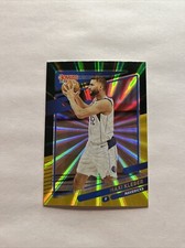 2021-22 Panini Donruss - Holo Green & Yellow Laser #150 Maxi Kleber
