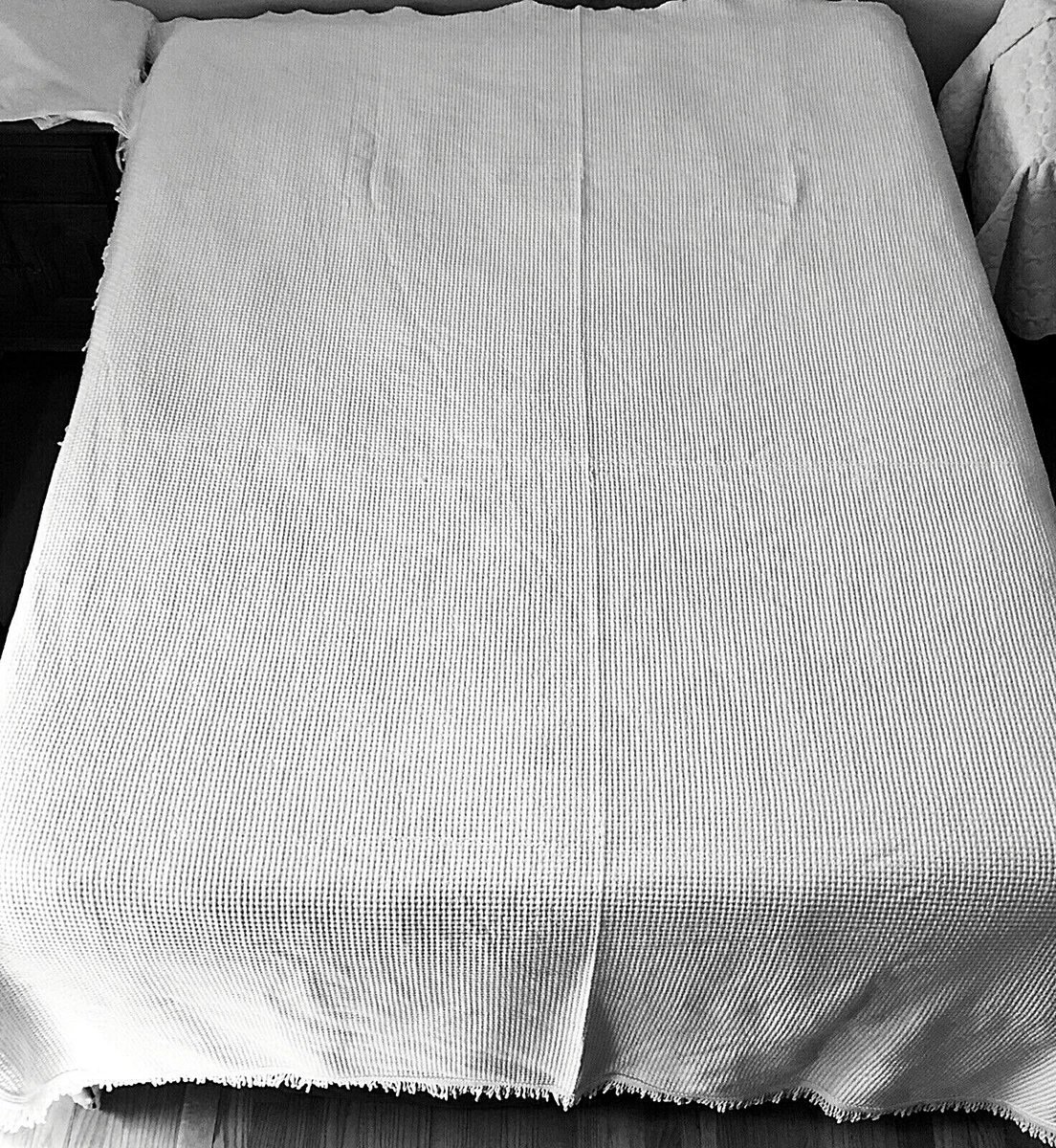 Italian White Bedspread Blanket Waffle Textured Finicop 51