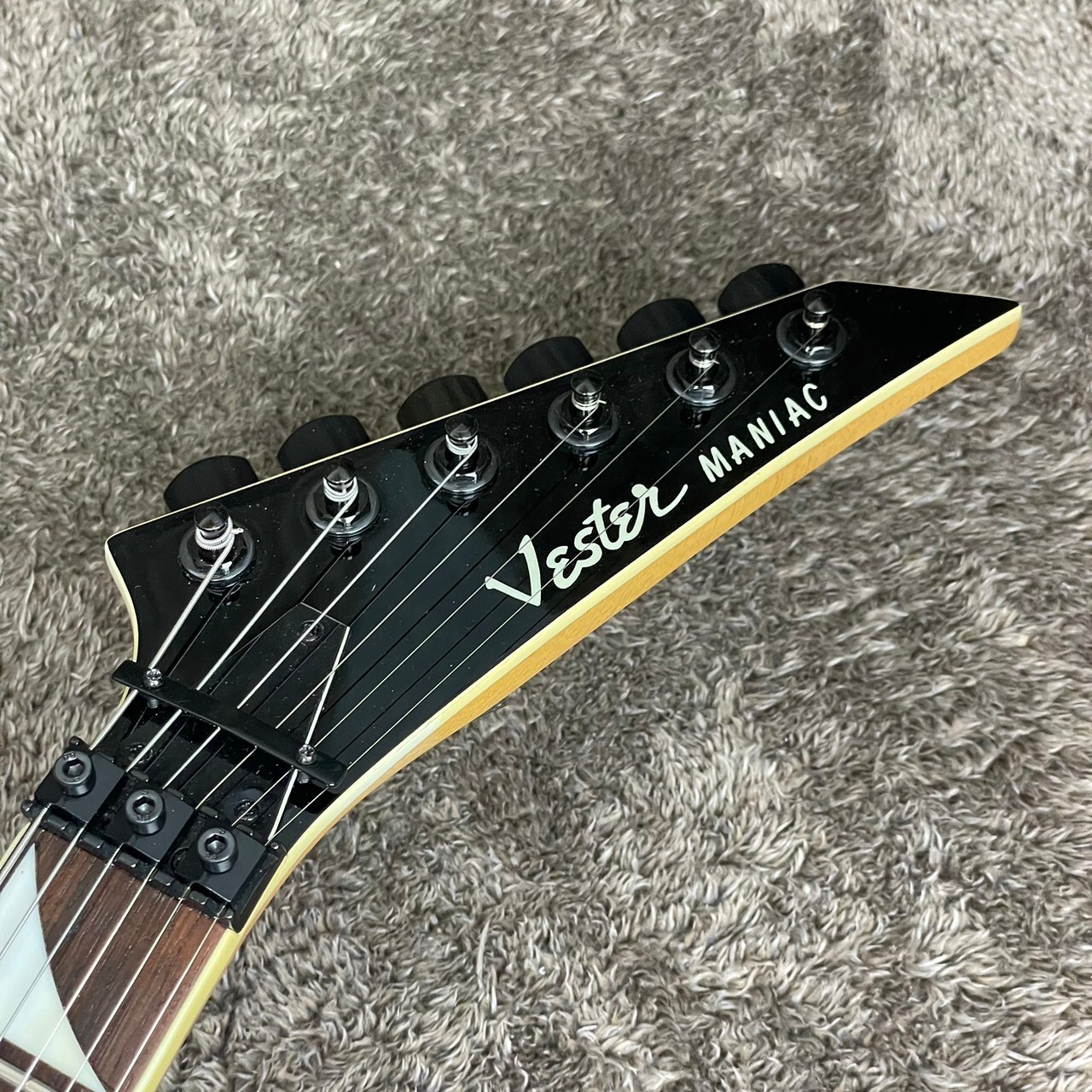 vester maniac ギター Vester MANIAC | おっさん、ギターを弾く！