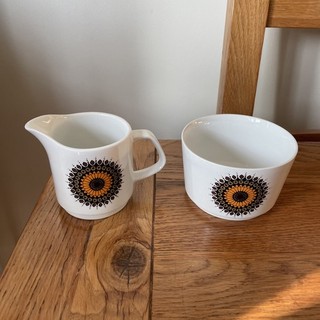 Vintage/Retro J&G Meakin Ceramic Milk Jug & Sugar Bowl Mandala Pattern