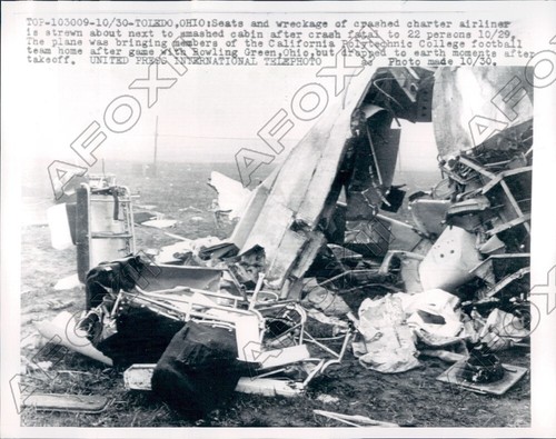 1960 Toledo Ohio Plane Crashed Carrying College Football Team Home Press Photo - 第 3/4 張圖片