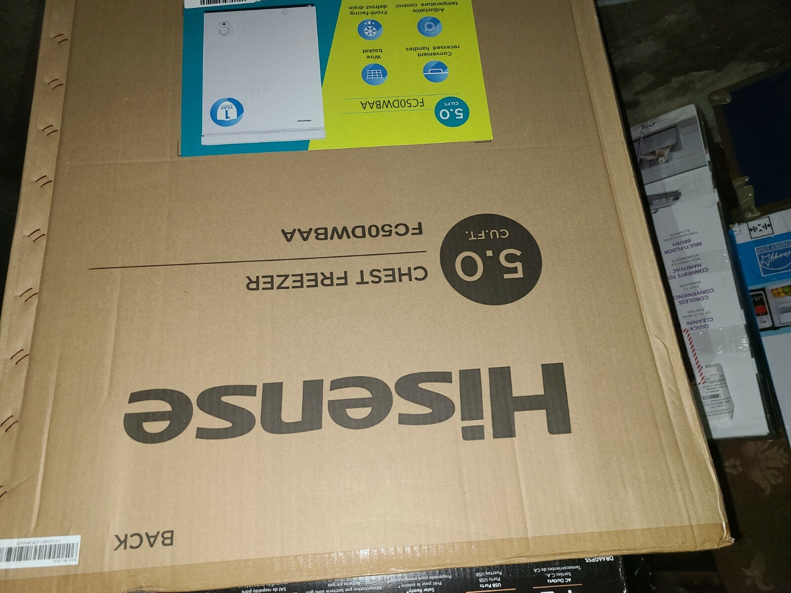 hisense 5.0 chest freezer white small gash on door brand new unused