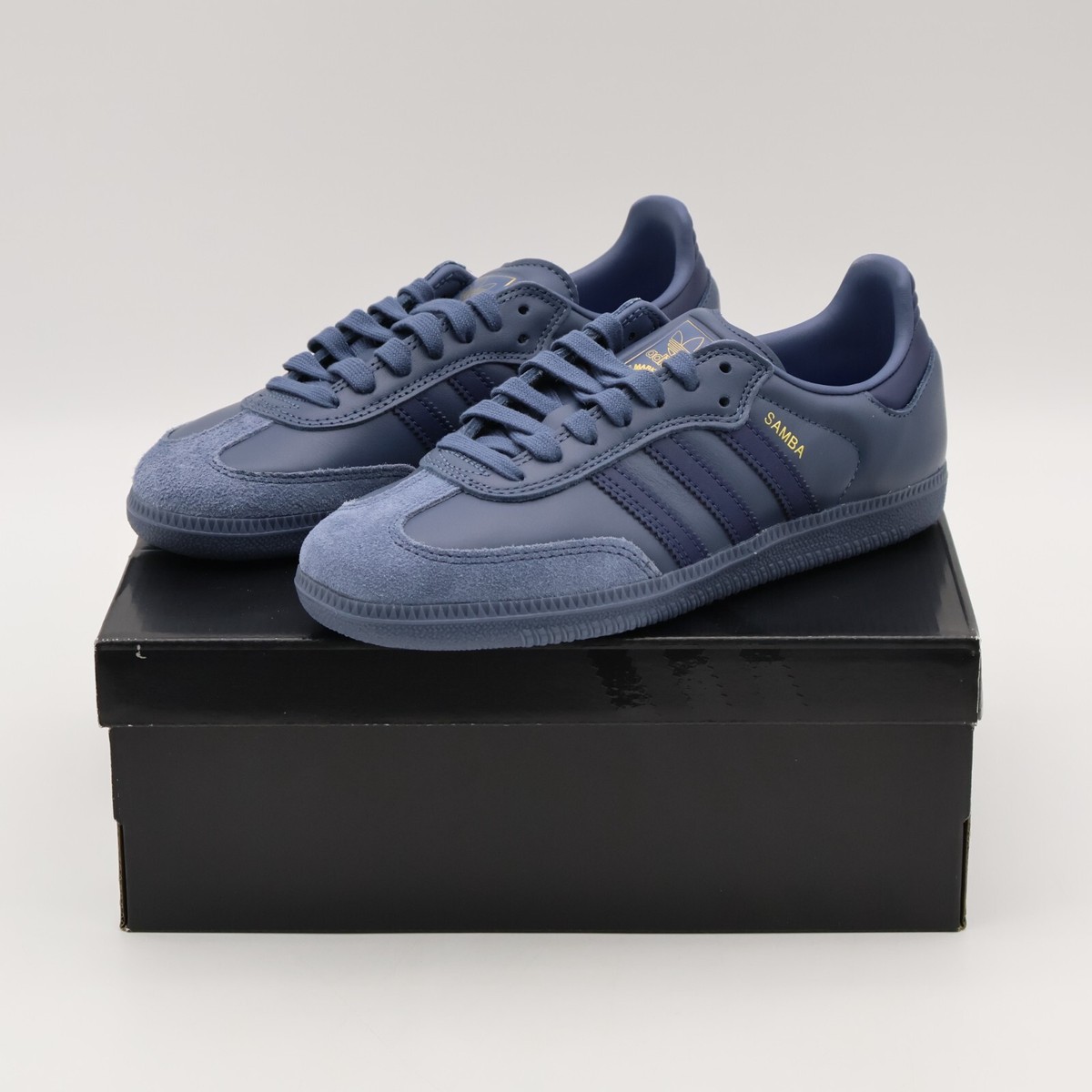 adidas gazelle silver green womens Adidas Samba OG USA Navy main image 0