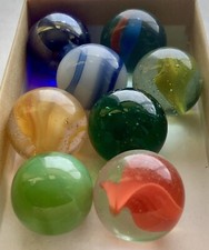 Vintage Lot of 8 Old Marbles from an Estate Peltier Cat s Eye, Patch, Etc.