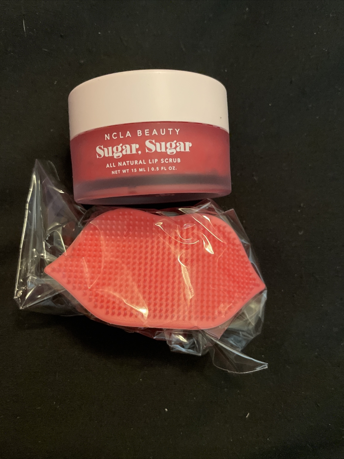 NCLA Beauty -THE SCRUB SET in Pink Grapefruit x IPSY lip scrub & scrubber NEW