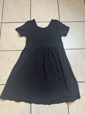 Old Navy Girl Black Dress Size Xl 14-16 With Pockets On The Side