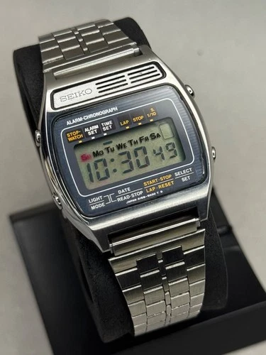 Rare SEIKO A158-5050 LCD Alram Chronography Japanese Watch