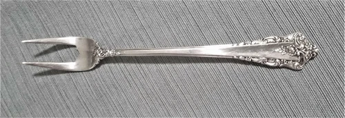 Rondelay by Lunt Sterling Silver 5 3/4" Pickle or Olive Fork No Monogram 1963-97