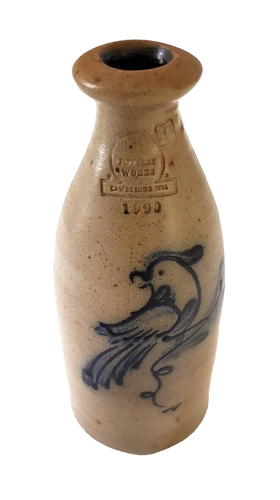 1990 Rowe Pottery/Cambridge WI/Bottle/Cobalt Slip Bird/8.5" Tall x 3.5" Diameter - Picture 2 of 9