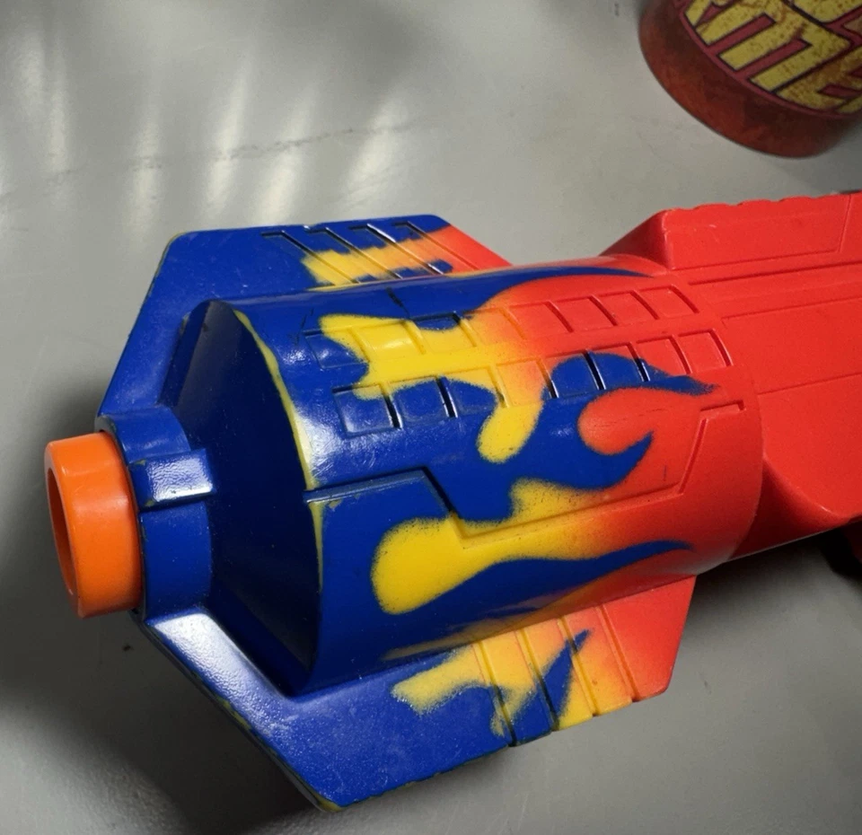 Vintage 2003 Hasbro Transformers Optimus Prime Nerf Dart Blaster Gun W/Cup - Image 2 of 4