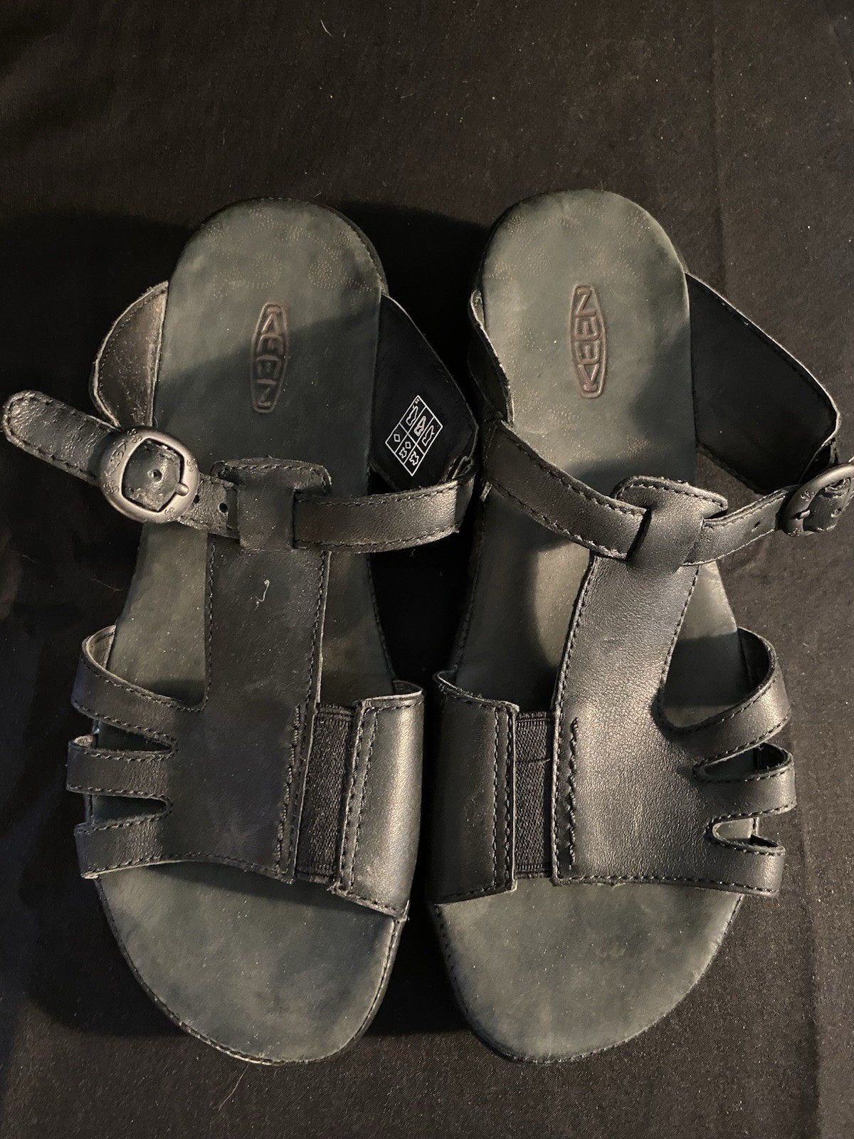 Sandali Keen donna taglia 7 sandalo nero in pelle indossati molto delicatamente