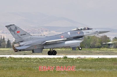FOTO FLUGZEUG GENERAL DYNAMICS F-16C BLOCK 50 94-0092 C/N HC-56 GEBAUT VON TURK