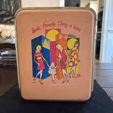 Vintage 5037 Barbie Francie Casey  Tutti 1966 Pink Travel Trunk Hard Case