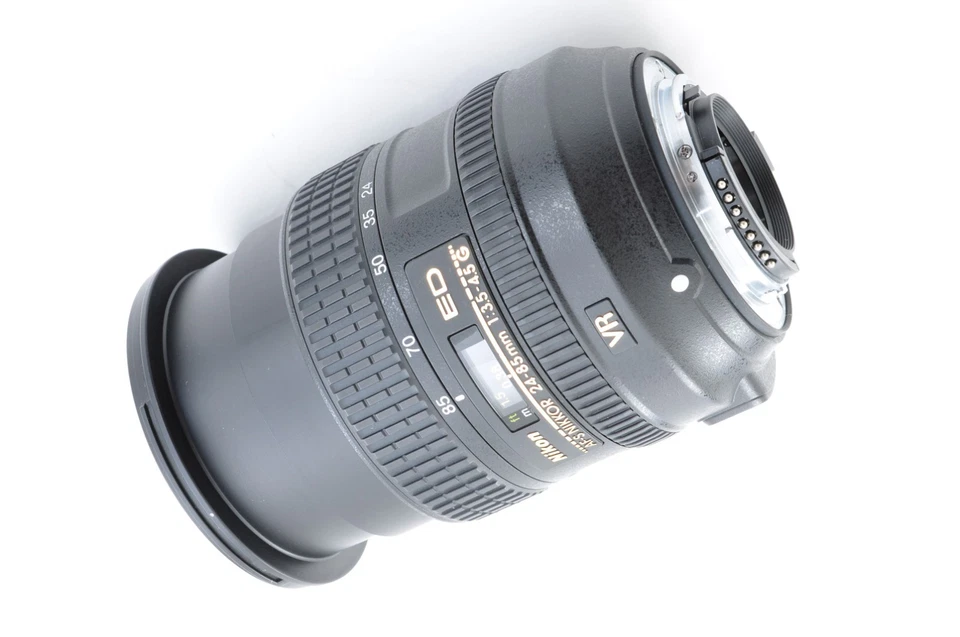 Lente zoom Nikon AF-S 24-85 mm F/3,5-4,5 G ED VR IF con capucha [casi como nueva] de Japón Foto 3 de 4