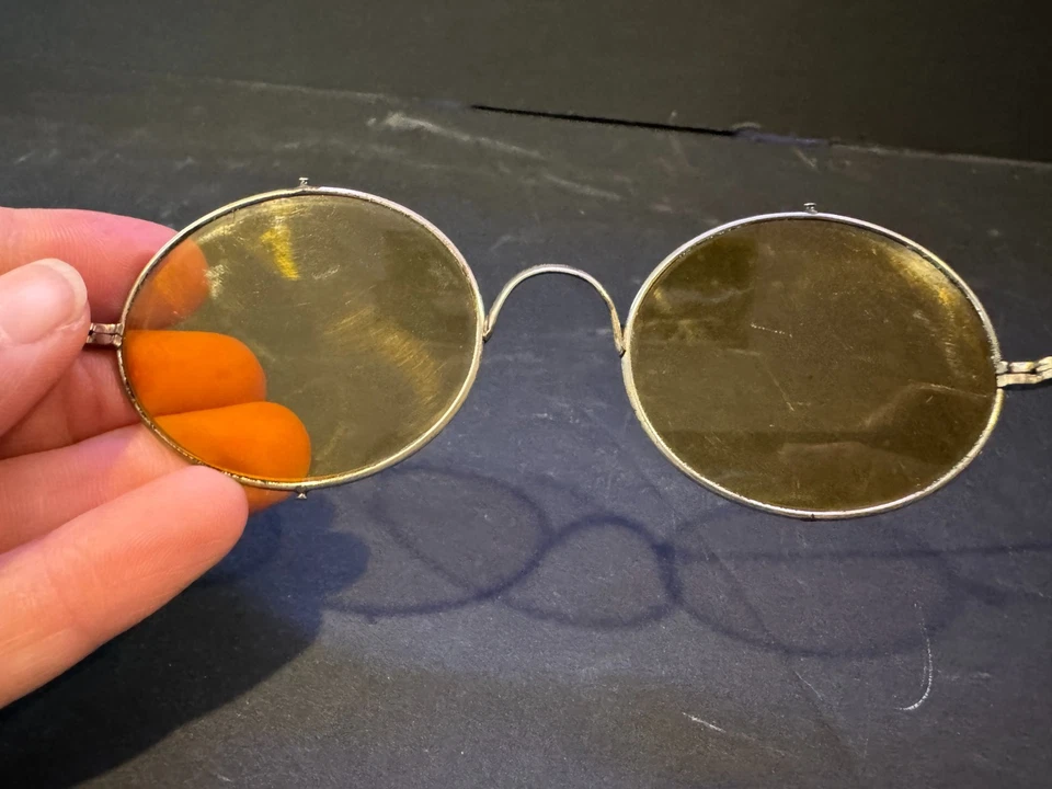 Vintage Antique Orange Shooting Spectacles with Clear Center Lenses - Image 4 of 4