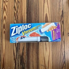 ZIPLOC Vacuum Starter Kit Hand Pump With 3 Freezer Quart Bags Discontinued NEW