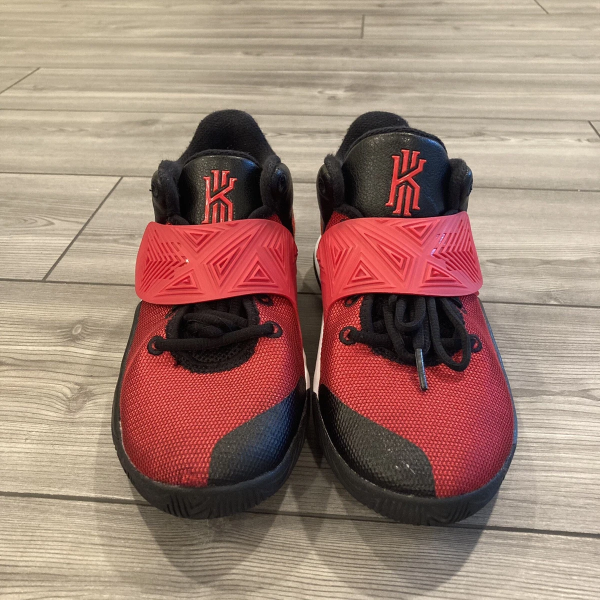 Kyrie flytrap clearance boys