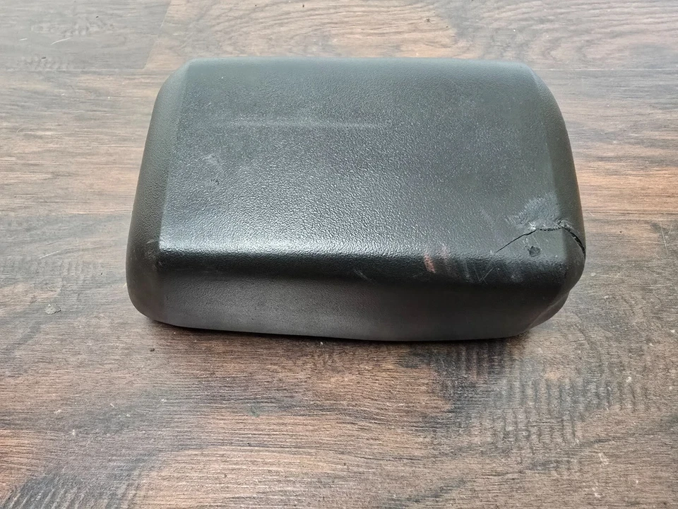 USED ORIGINAL GENUINE PORSCHE 911 930 DRIVERS LEFT REAR RUBBER BUMPER PAD #1 — 第 3/4 张图片