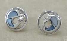 CUTE 925 STERLING SILVER BLUE SHELL DOLPHIN STUD EARRINGS style e1235