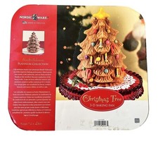 Nordic Ware Christmas Tree 3-D Baking Pan Bun...