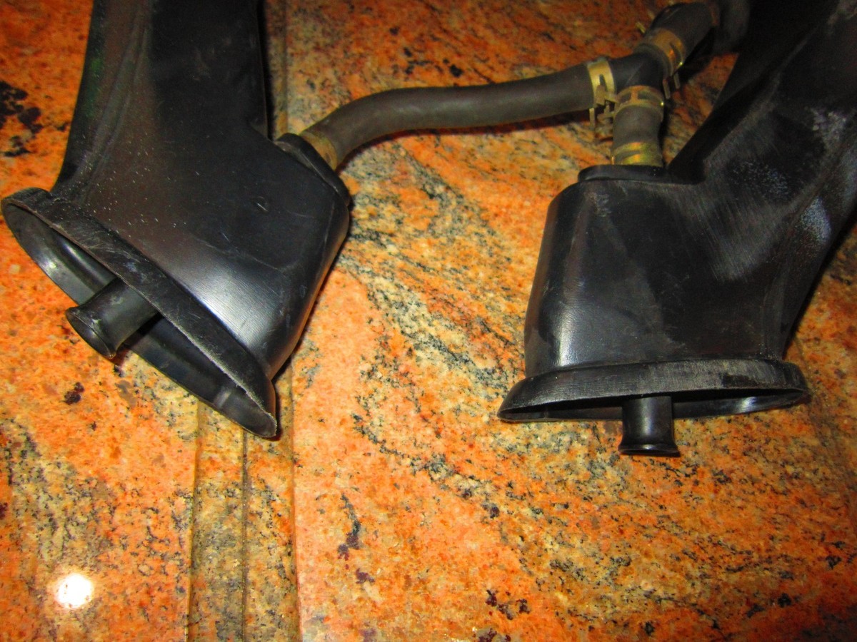 KAWASAKI OEM ZX11 D MODEL RAM AIR TUBES & HOSES LEFT /RIGHT SIDE