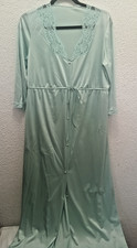 Vintage Vanity Fair Hostess Gown Robe One Size Nylon Button Drawstring Pocket