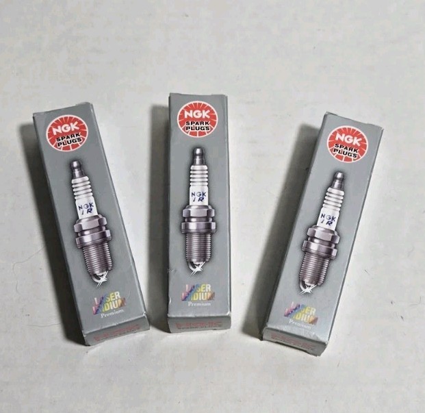 Lot Of 3 Genuine OEM NGK 4212 Iridium Spark Plug ILFR6GE Marine Mariner Mercury