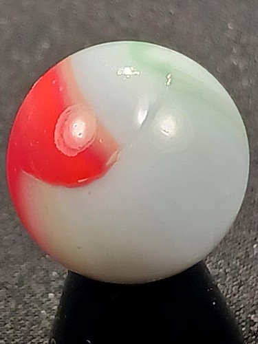 Peltier .55" Lipstick Red Patch Aqua Green Pin Near Mint Serious Marble A434 - Picture 3 of 12