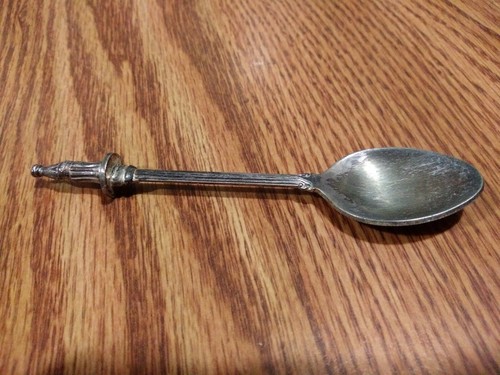 Lot Of 21 Assorted Souvenir Spoons ~ Nice Variety! - Picture 3 of 12